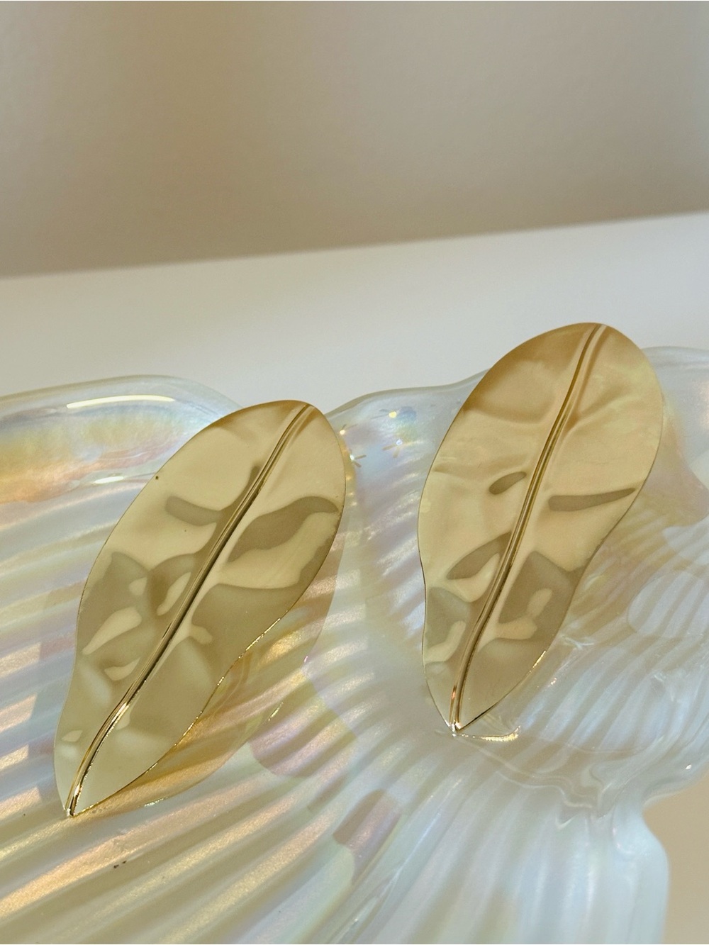 Fashion Jewelry Gold Leaf Drop Earrings - Gold